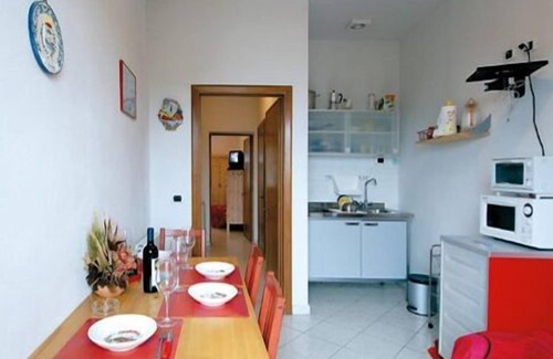 Mologno House | Residence La Mezzaluna