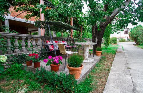 Radanovici Apartment | Residence Lamba