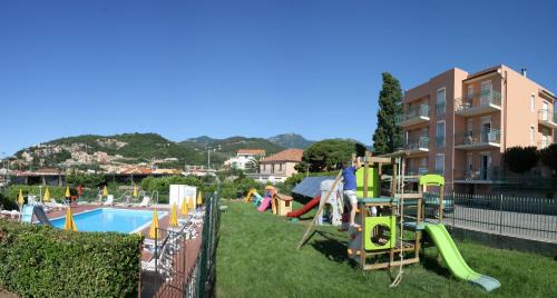 Pietra Ligure Apartment | Residence Mizar