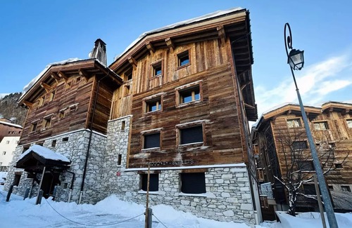 Val-d'Isere Apartment | Residence Rogoney - Les Bleuets - Studio 3 people in Val d'Isère 300m from the village center and 100m from the slopes