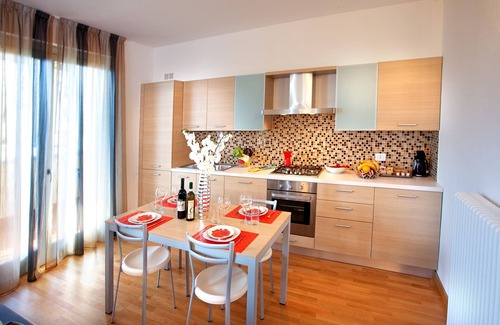 Tremezzo Apartment | Residence Tremezzo apartment 9 - Pool and spa home by Italian Apartments