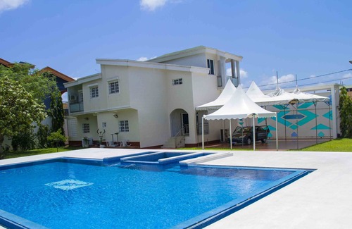 Riviera 2 Villa | Residence White River 2