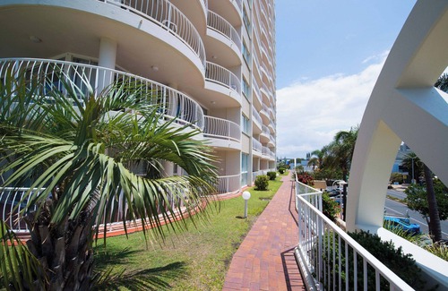 Coolangatta Apartment | Residenz Apts @ Beachcomber International Resort