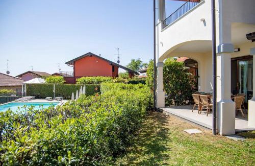 Massino Visconti Apartment | Residenza La Corte Visconti - Deluxe flat with pool and patio