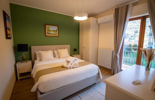 Porto Ceresio Apartment | Residenza Lago Sereno