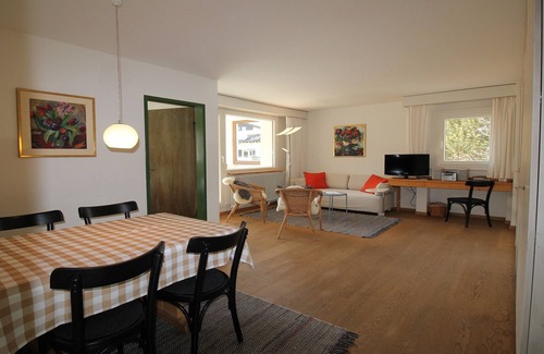 Sils-Maria Apartment | Residenza Lagrev - 2 room flat - No. 002 - Type 21A - Raised ground floor - S/W