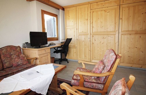 Sils-Maria Apartment | Residenza Lagrev - 2 room flat no. 012 - type 21A - raised ground floor - south