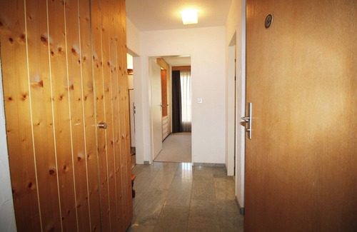 Sils-Maria Apartment | Residenza Lagrev - 2 room flat no. 014 - type 21A - raised ground floor - south