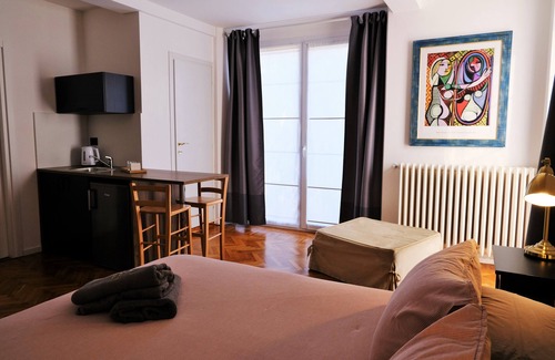 Mandello del Lario Bed & Breakfast | Residenza Laurum B&B