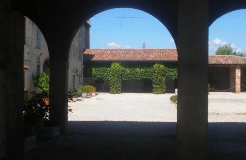 Sommacampagna Apartment | Residenza Torre Antica