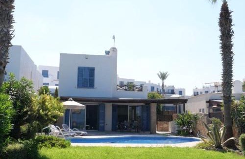 Chlorakas Villa | Resitour - Apollo Beach Villa 37