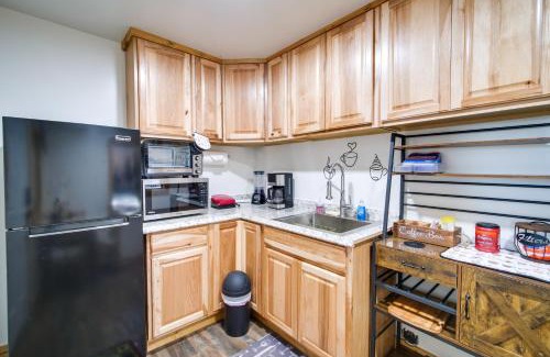 Chiloquin Apartment | Resort Cabin on the River about 21 Mi to Crater Lake!