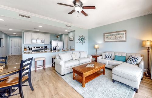 Upper Grand Lagoon Condo | Resort condo w/amazing bay views, shared hot tub & community pool