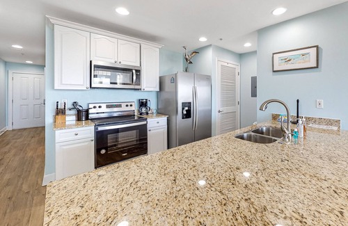 Upper Grand Lagoon Condo | Resort condo w/amazing bay views, shared hot tub & community pool