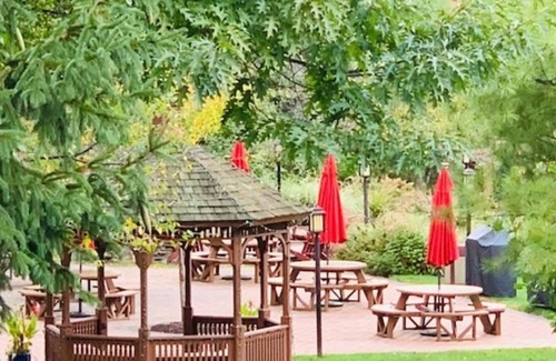 Vernon Condo | Resort | Fireplace | Free Wifi | Pool | Hot Tub | 1st Floor | 02-14