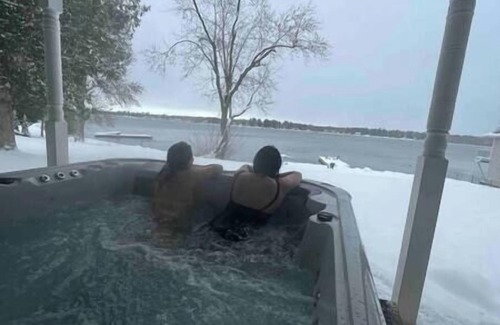 Port Stanton House | Resort, Lakefront private, pool, hottub, sauna #2