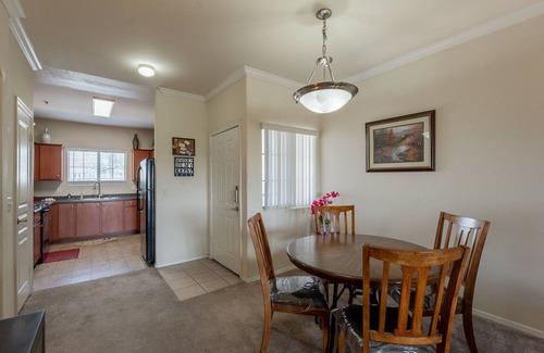 Gilbert Condo | Resort living in the Sun!