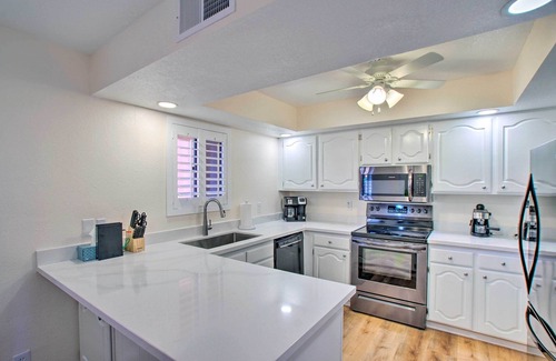 Paradise Valley Village Condo | Resort Perks, Course Views: Paradise Valley Condo!