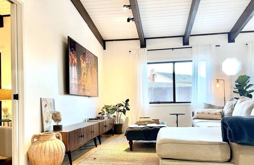 Rancho Palos Verdes House | Resort Style House in Exclusive Palos Verdes