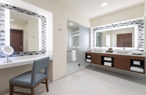 Monticello Hotel | Resorts World Catskills Casino