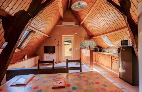 Gourdon House | RESOULES I - 2 stars, swimming pool, charm and nature