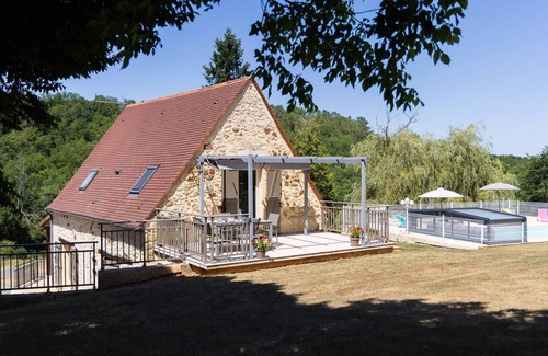 Gourdon House | RESOULES I - 2 stars, swimming pool, charm and nature