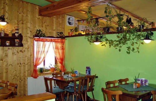 Mikulasovice House | Restaurace a Penzion u Vladaru