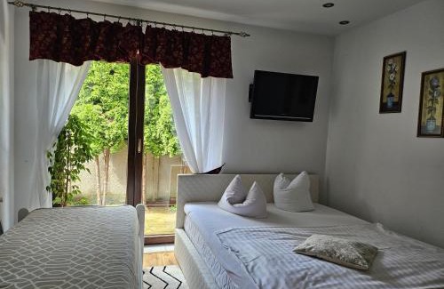Szlichtyngowa Hotel | Restauracja FIN DE SIECLE
