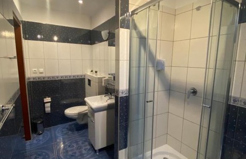 Knurow Hotel | Restauracja Zacisze Leśne Noclegi