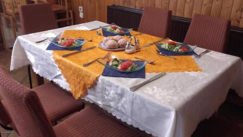 Gahro House | Restaurant Pension Lubusch Gahro