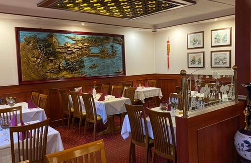 Diepholz House | Restaurant & Pension Peking
