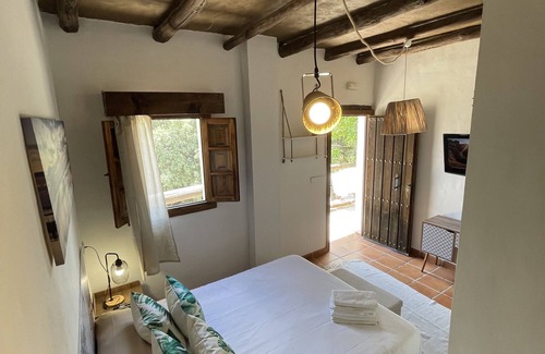 Atajate House | Restaurante Alojamiento El Paisaje