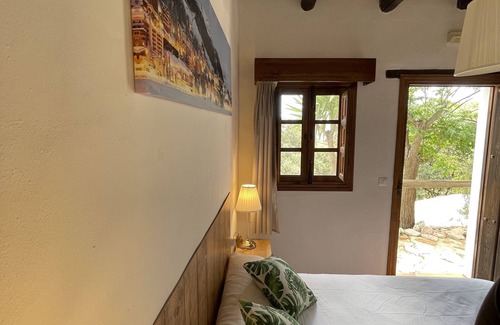 Atajate House | Restaurante Alojamiento El Paisaje