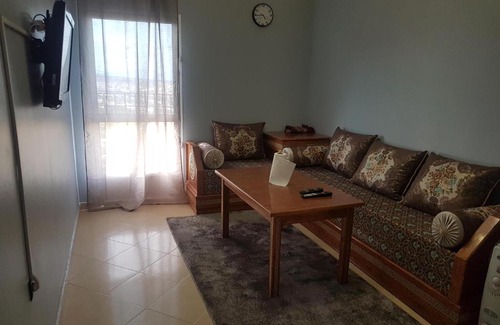 Beni Ansar Apartment | Restaurante Cafe El Balcon