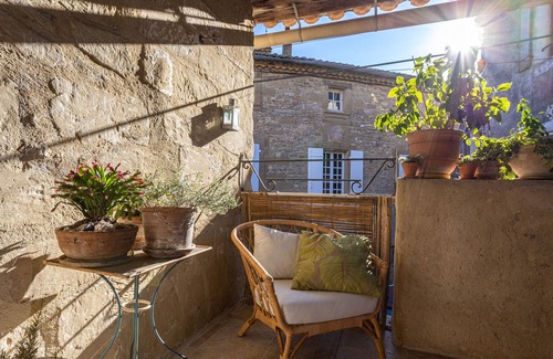 Montaren-et-Saint-Mediers House | Restored stone village house close to Uzes
