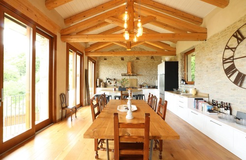 Bonvicino Villa | Restored 17th Century Villa with Swimming Pool, Chef's Kitchen+WiFi+AC