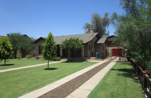 Downtown Phoenix House | Restored 1927 Downtown Phoenix Home - walk, bike, light rail to downtown events