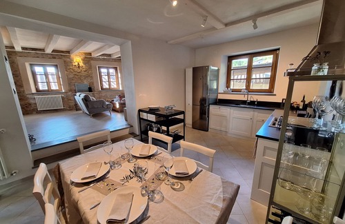 Licciana Nardi House | Restored Farmhouse With Infinity Pool, Mountain Views and Landscaped Garden
