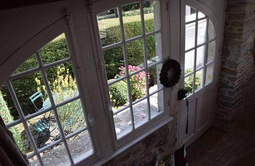 Saint-Cast-le-Guildo Villa | Restored stone villa, 7 bedrooms immediate access to the large beach