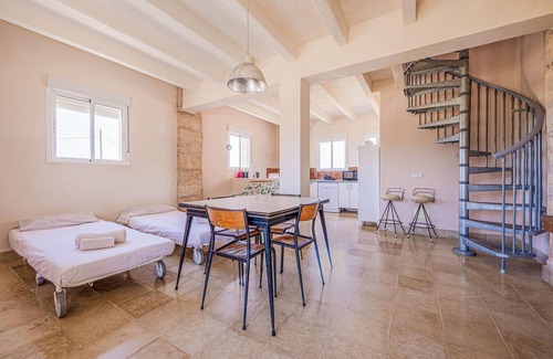 Campos Cottage | Retreat in Historic Sa Barrala