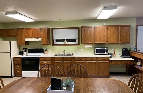 Yankton House | Retreat near the Lake and State Parks of Yankton
