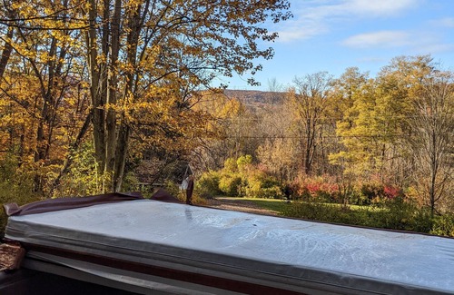 Naples House | Retreat of falling waters