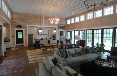 Gough House | Retreat on 37-Acre Lake; Lodge + Home Sleeps 12; Hunt, Fish & Explore