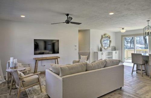 Springfield House | Retreat with Deck about 9 Mi to Downtown Springfield