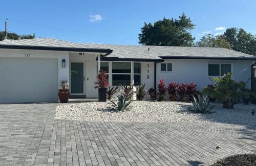 Boynton Beach Villa | Retreat with Salt Water Heated Pool & Spa