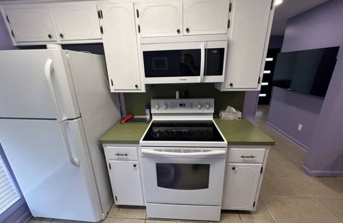 Fort Smith House | Retro Centrally Located Duplex!
