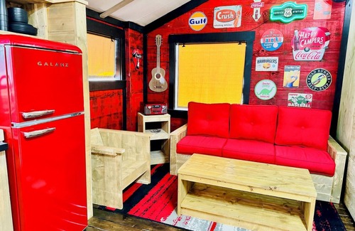 Ashland RV Rental | Retro - Safari Tent | 2 Bed, 1 Bath