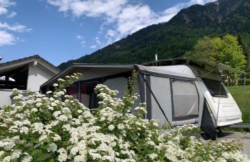 Luchsingen House | Revier caravan-ig und cool
