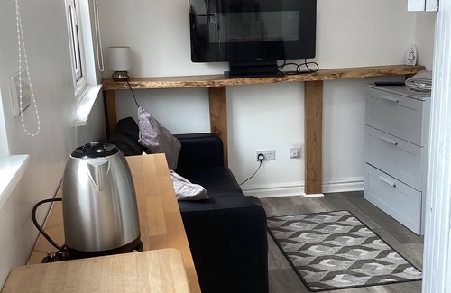 Itteringham Cabin | Review 30/07/25 Beautiful from start to end ,can’t wait to come again .👍Dogs