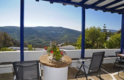 Skalados House | Revisited agricultural housing in the center of the island of Tinos